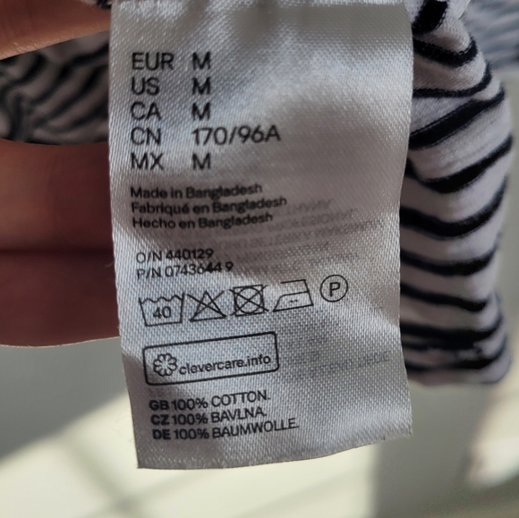 Dress - Picture 3 of 4